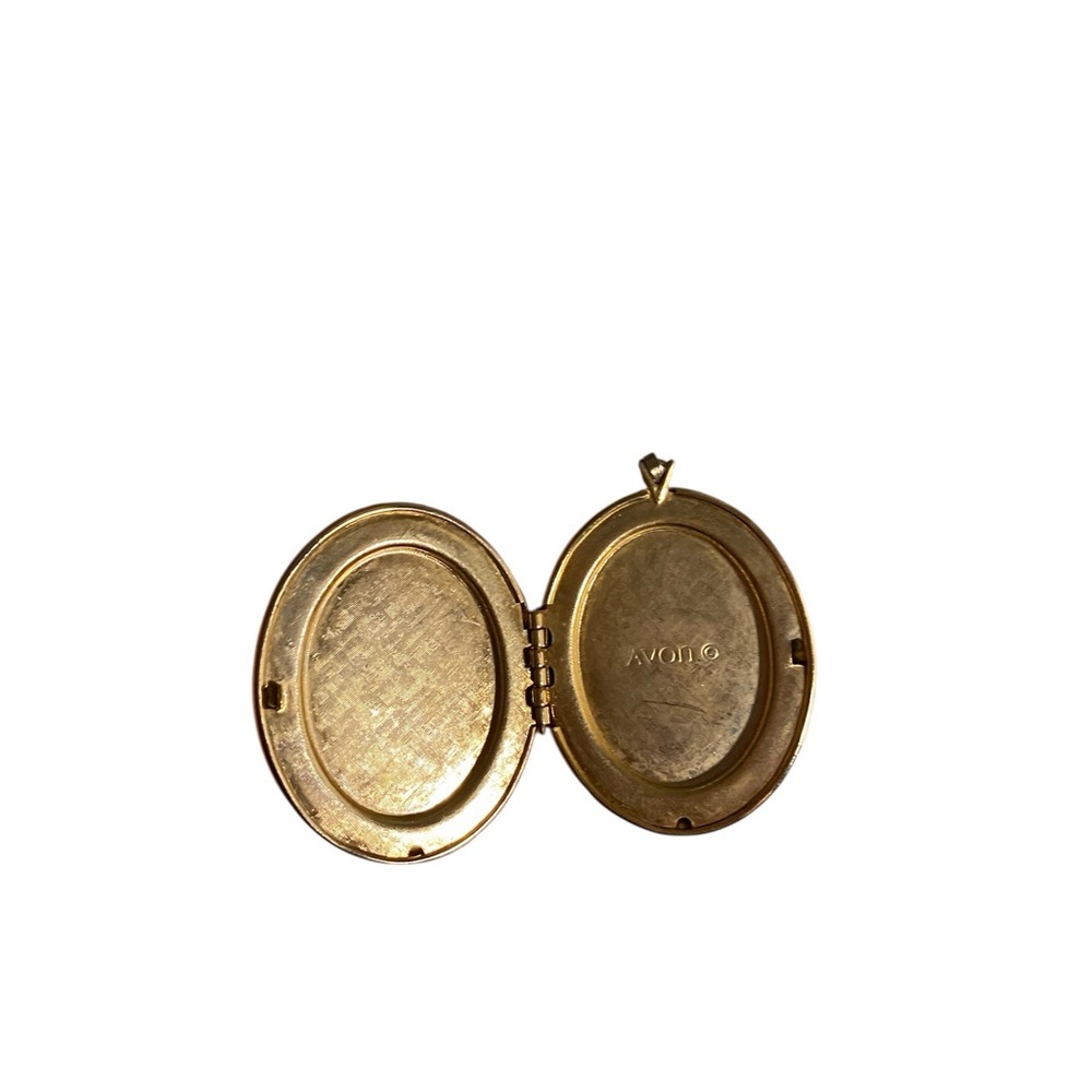 Vintage Avon Blue & White Floral Locket Pearl Trim Gold cottagecore grandmacore - Picture 3 of 6